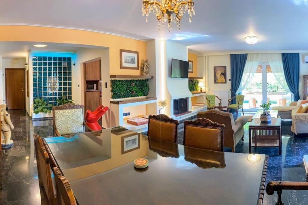 Апартаменты Sarakin'S Mansion Luxury Retreat Афины Экстерьер фото